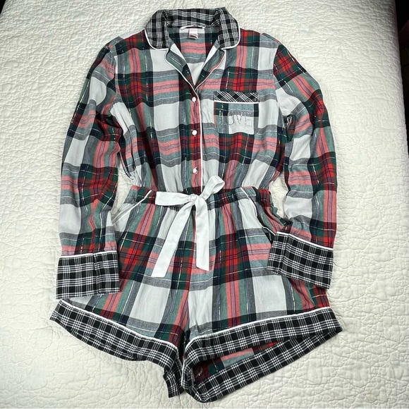 🔥NWOT Victoria’s Secret Plaid Red Green White Flannel Pajama Romper Women Sz S - Picture 12 of 16